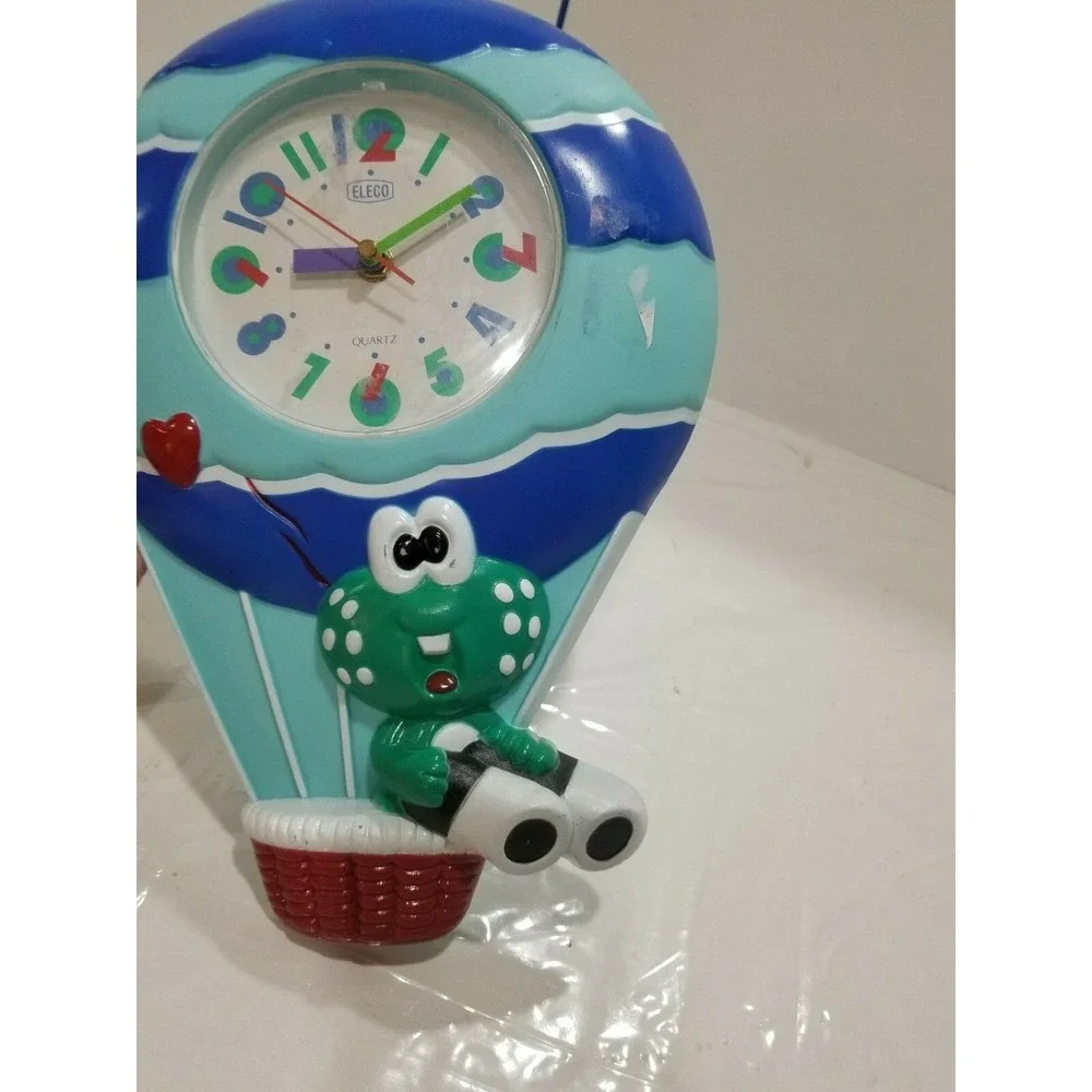 Vintage Clock Quartz Eleco Frog in Air Balloon Plastic Colorful Kids Bedroom 14